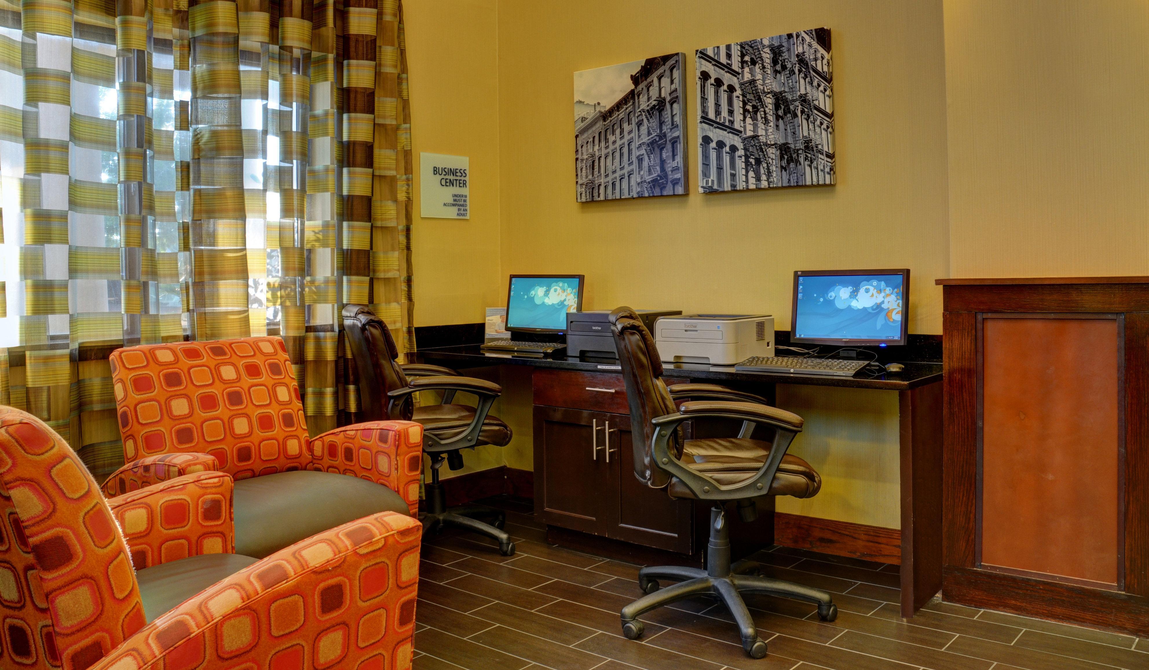 Holiday Inn Express & Suites Midwest City By Ihg Kültér fotó