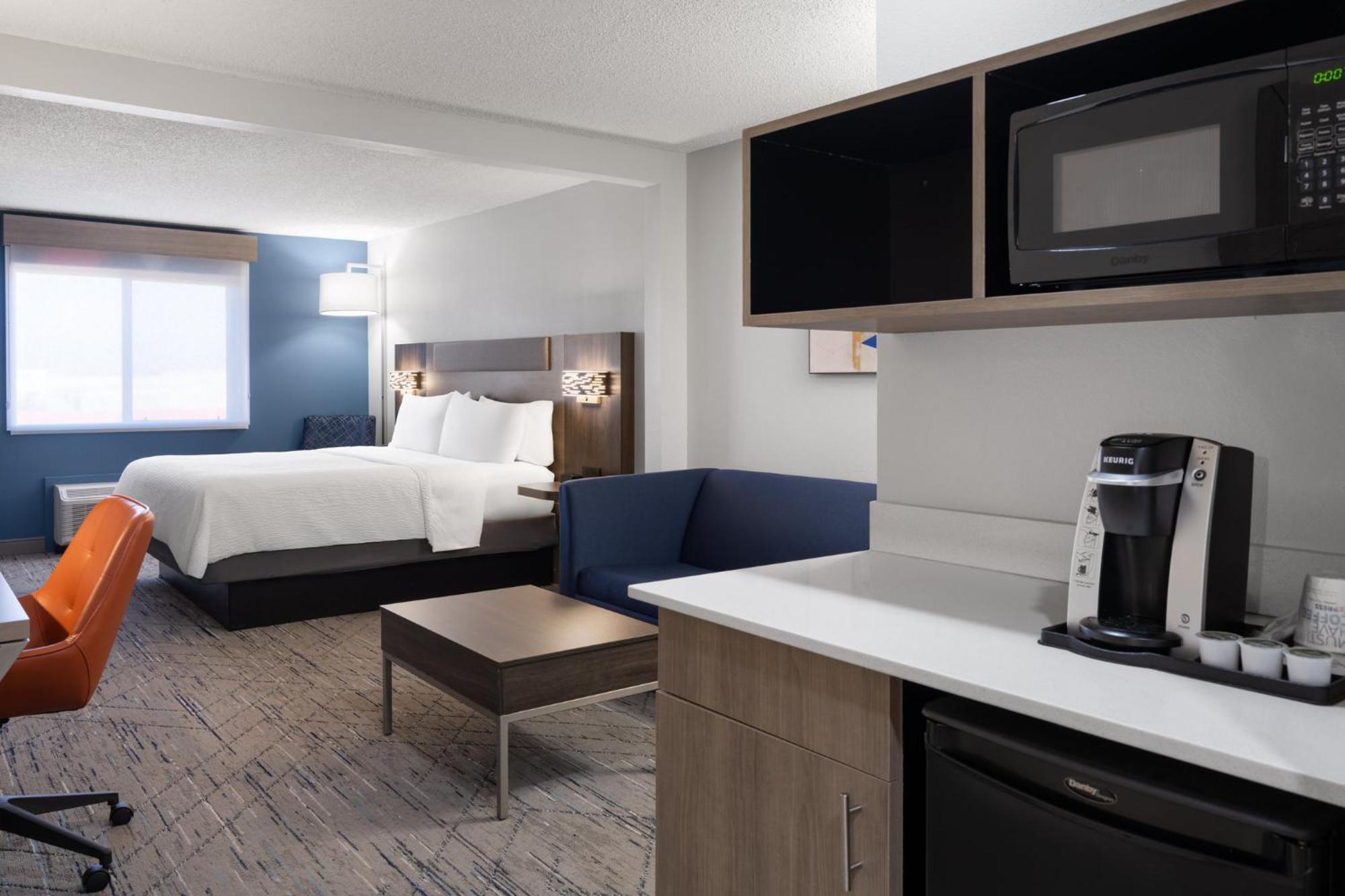 Holiday Inn Express & Suites Midwest City By Ihg Kültér fotó